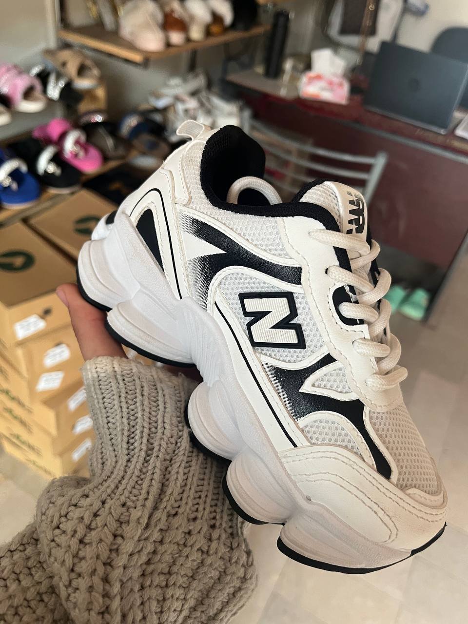 photo_5787171851443310198_y